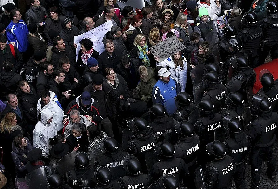 ЕС обсъжда ситуацията в Босна и Херцеговина