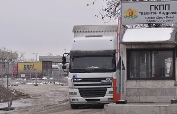 Малките превозвачи блокираха границата с Турция