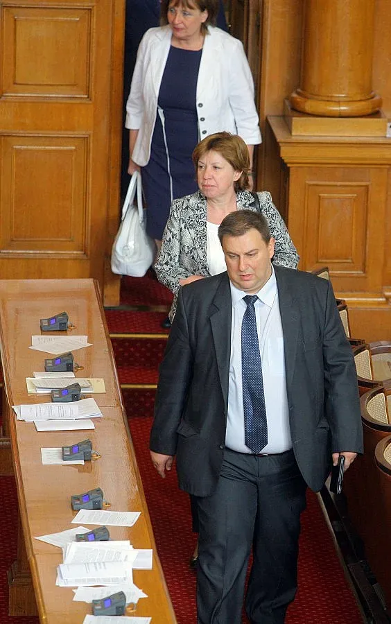 ГЕРБ: Новият Изборен кодекс дава служебна победа на управляващите