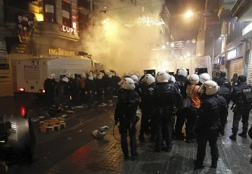 Протест в Турция срещу контрола в интернет