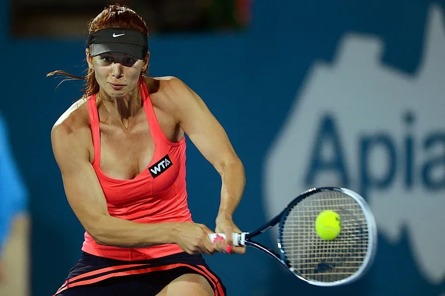 Пиронкова започна отлично в Доха