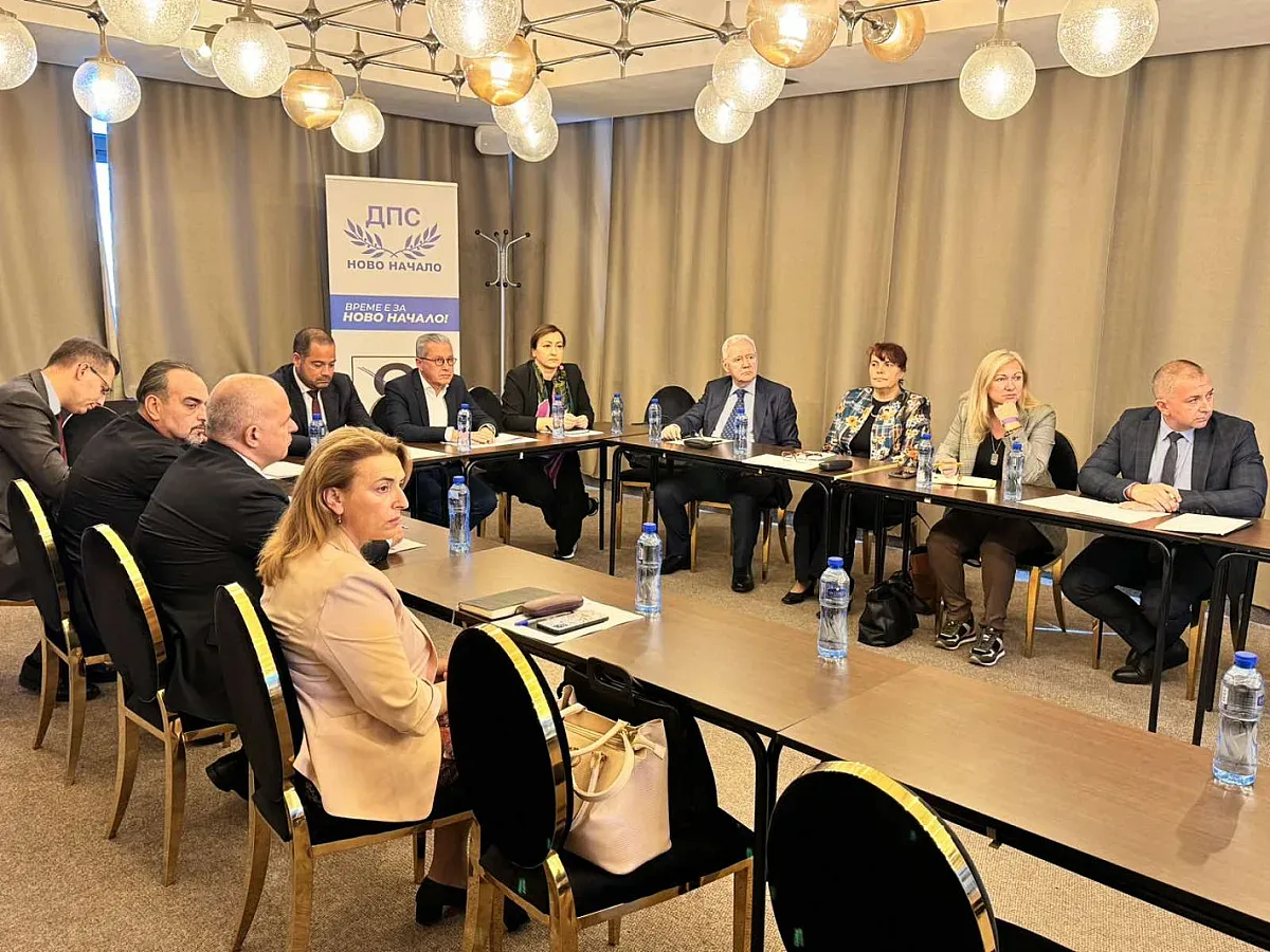 Бизнес и синдикати: Разчитаме на ДПС-Ново начало