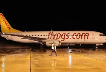 Опитаха да отвлекат самолет към Сочи