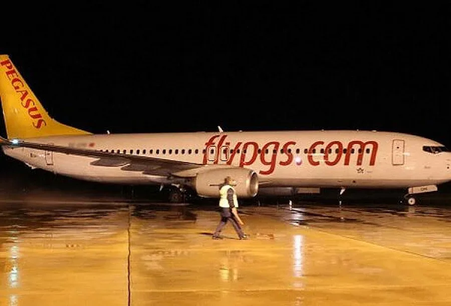 Опитаха да отвлекат самолет към Сочи