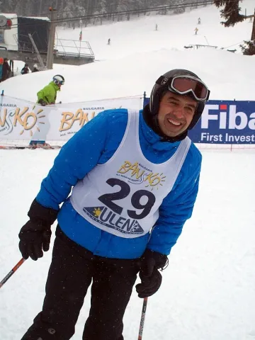 Президентът загрява със ски в Банско