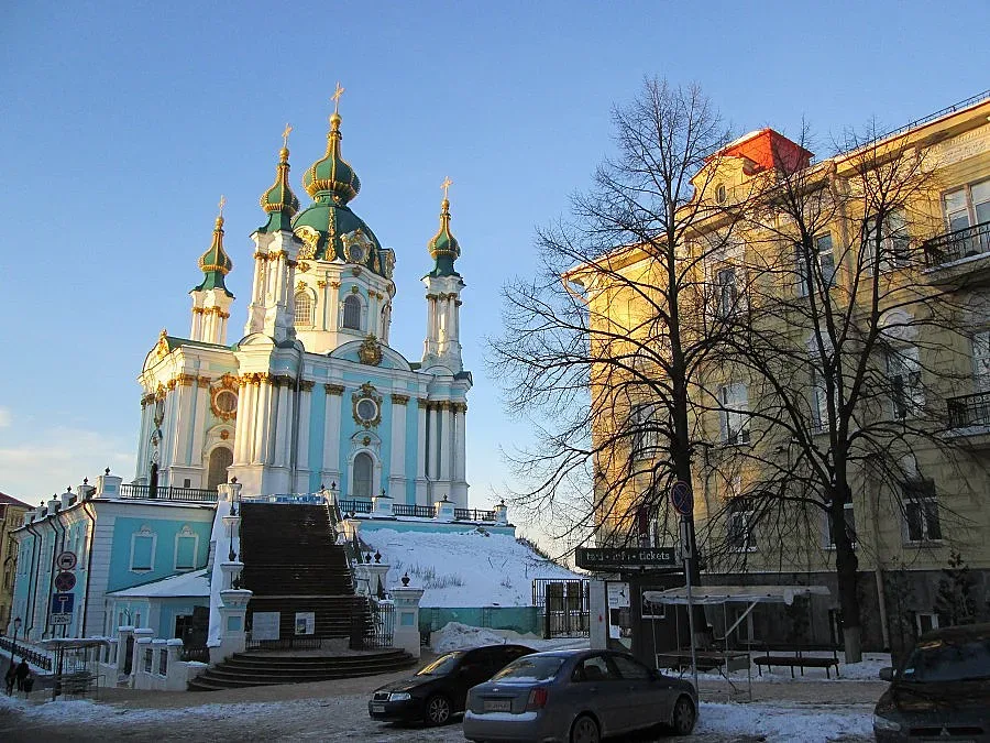 Киев отвъд барикадите (снимки)