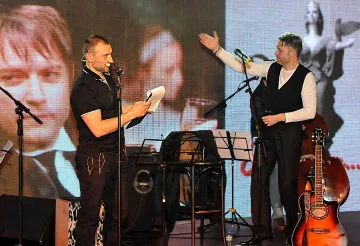 Даниел умори гостите си от смях