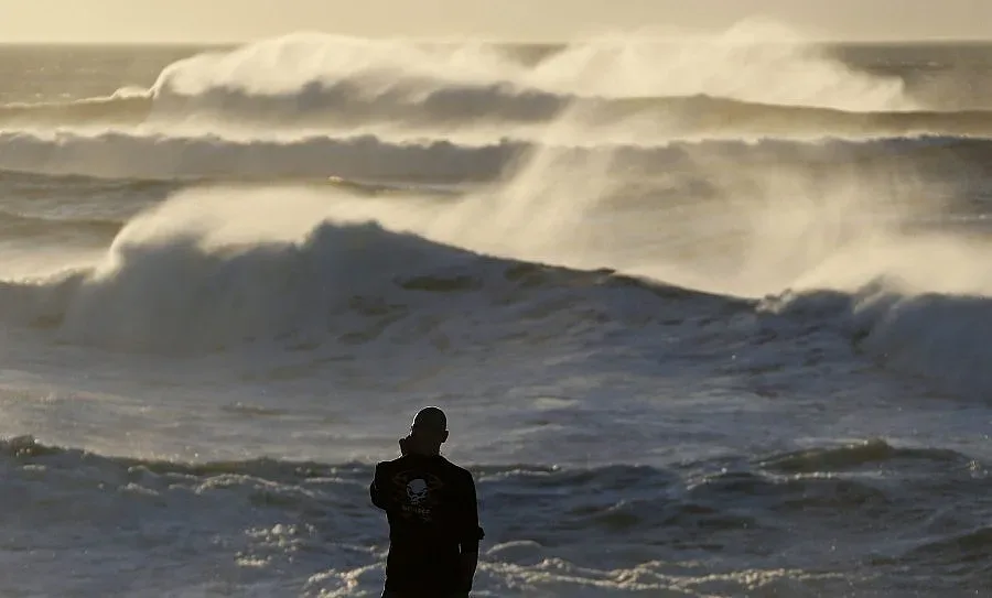 Силна буря връхлетя Франция