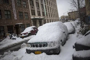 Буря остави без ток 1 млн. американци
