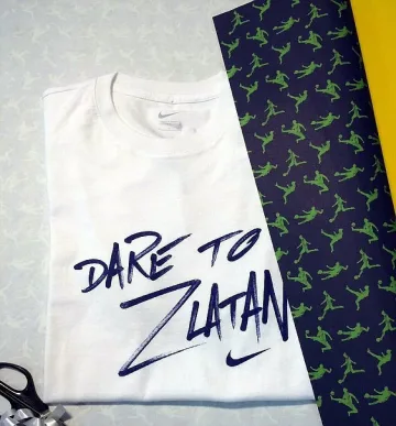 Ибра изпрати шеговит подарък на Роналдо