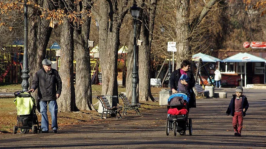 ДРОМ: Детски само за пълнолетни майки е дискриминация
