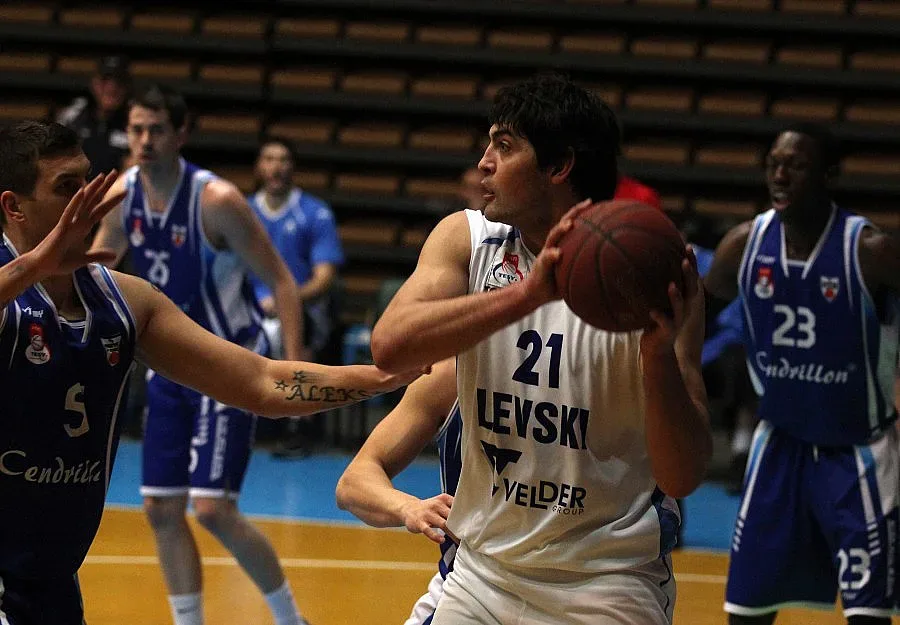 Шампионът на Косово би „Левски" в Балканската лига