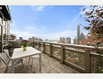 Продават апартамента на "Вълкът от Wall Street"