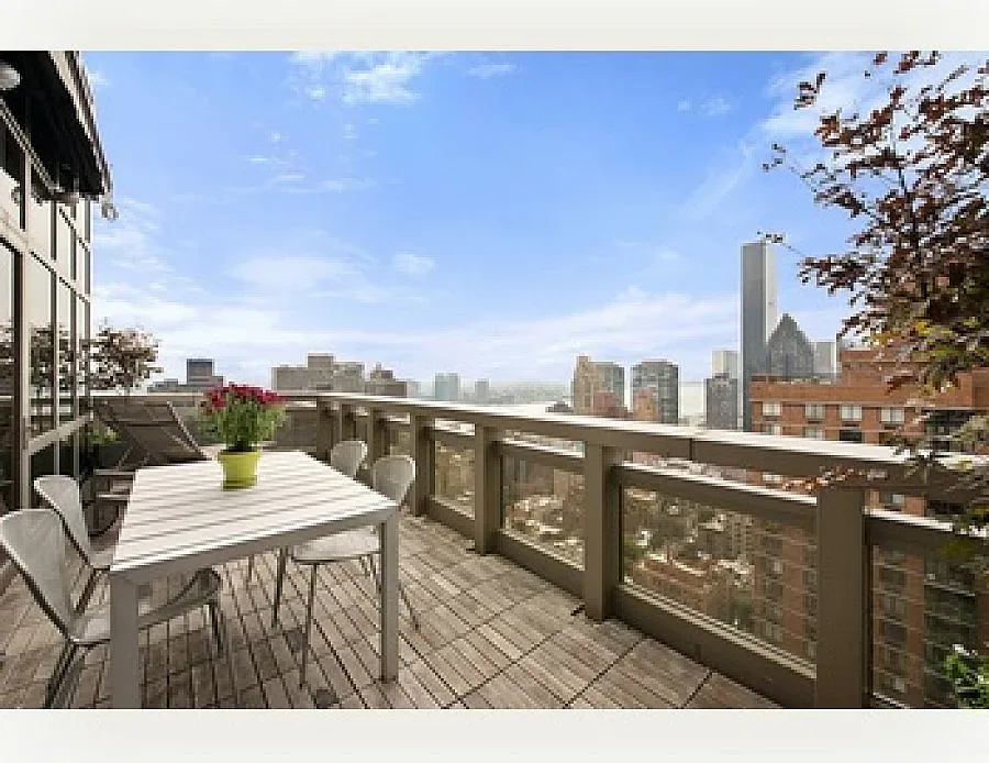 Продават апартамента на "Вълкът от Wall Street"