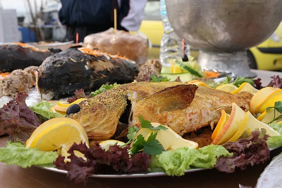 Болярите минават на риба