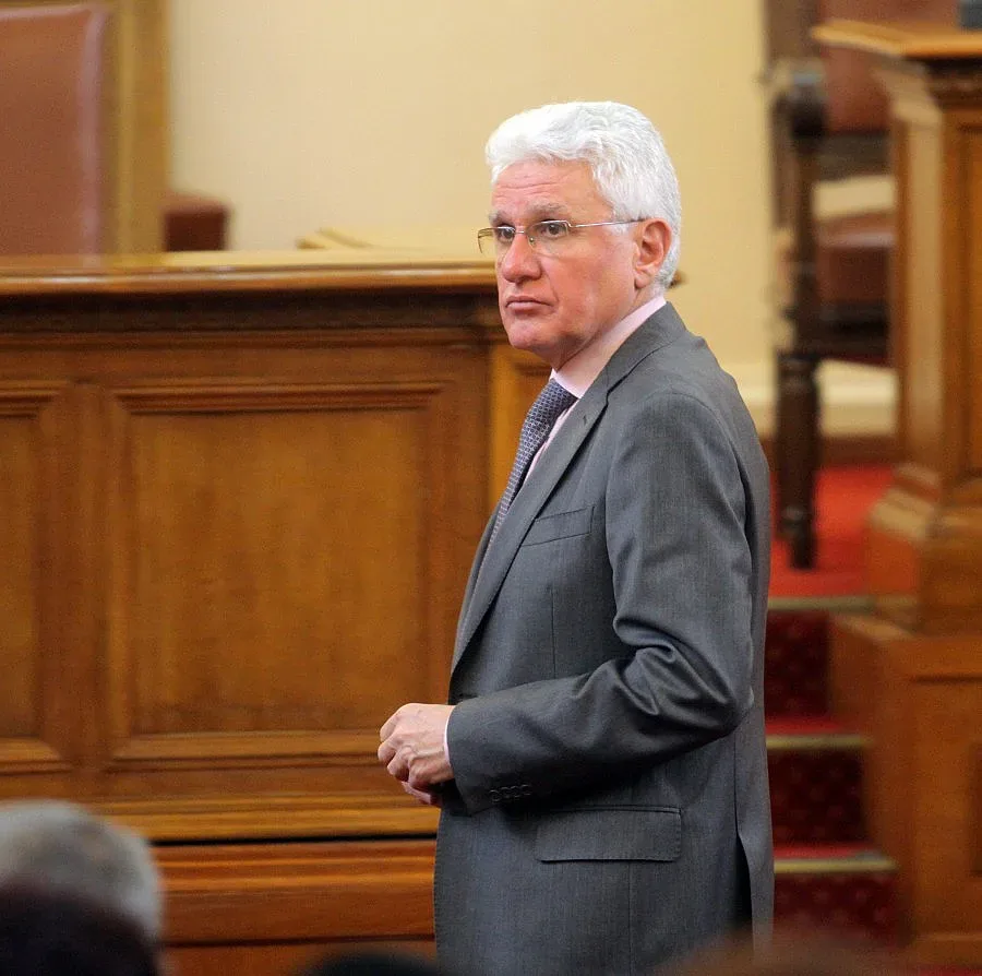 Създават временна анкетна комисия за Бисеров