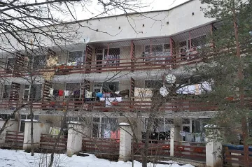 Трима загинаха в огнена стихия в старчески дом