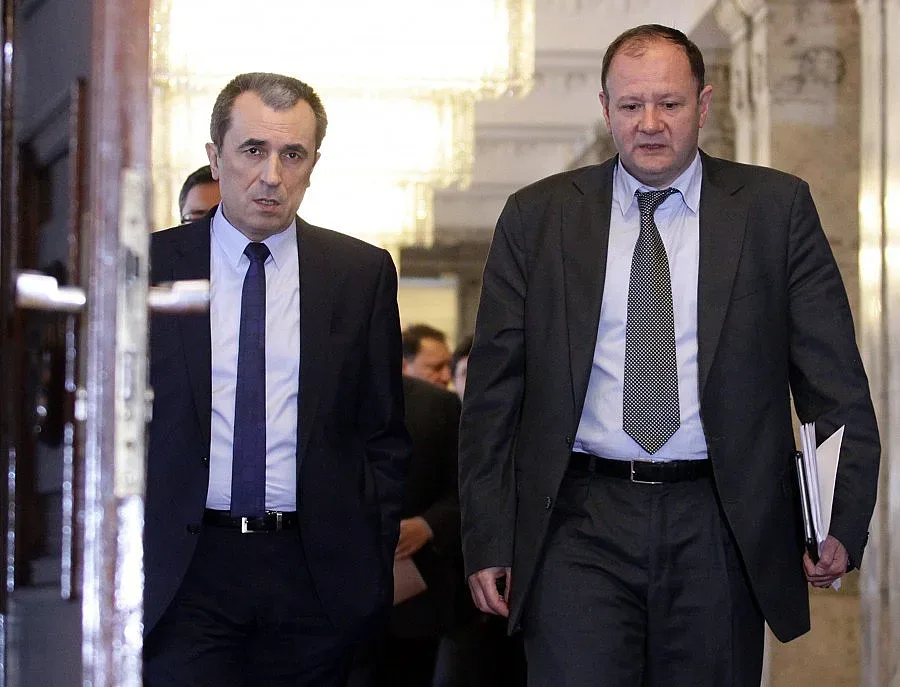 Отчет за европарите на 12 месеца