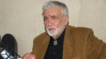 Признание в Щатите за Любомир Левчев