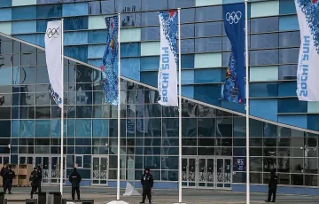 Плашат с отвличане звезди на Австрия в Сочи