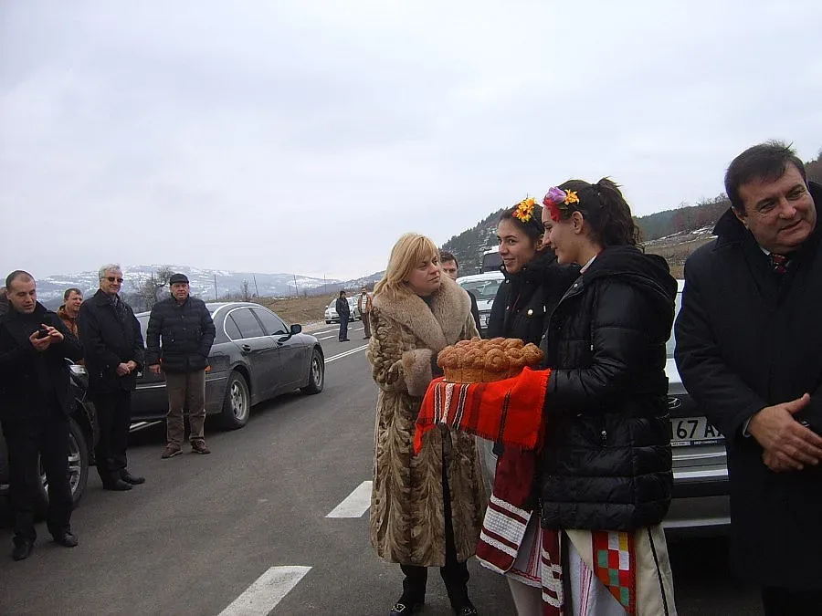 Терзиева: Обходният път на Кърджали стартира през 2015