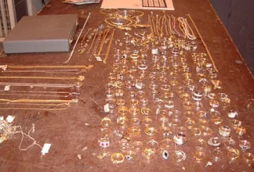 Турски автобус вози незаконно златно съкровище