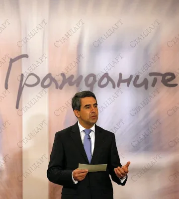 Плевнелиев предлага всички следващите избори да са с референдум