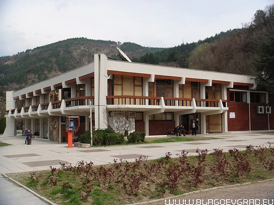 Експерти в спор за проект