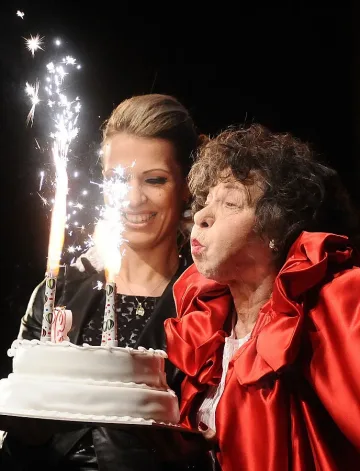 Три торти за Стояна