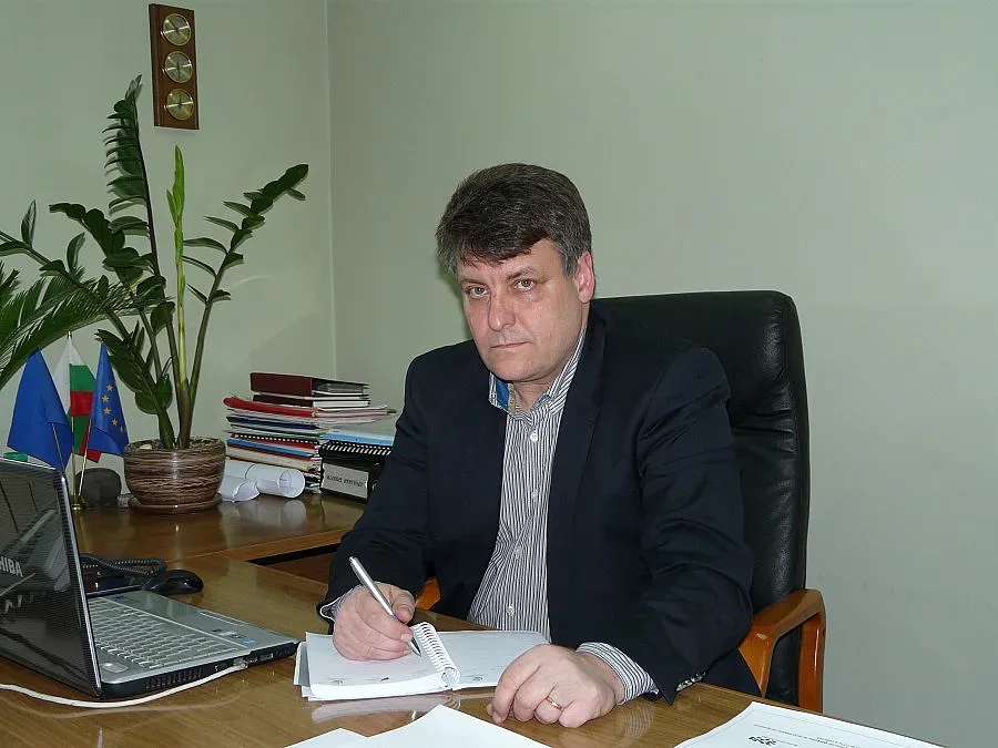 Енергетик поема „Брикел”