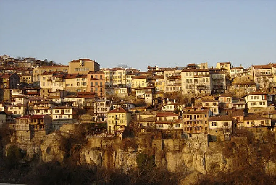 Ученици спасяват старите къщи на Търново