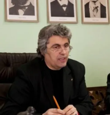 "Приключих с БСП и минавам на другата писта"