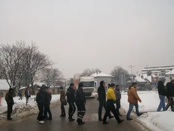 Шофьори на бунт за калпави улици