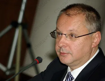 Станишев каза виц за АБВ