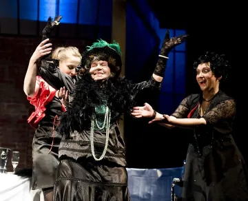 Стояна стиска зъби за ЧРД