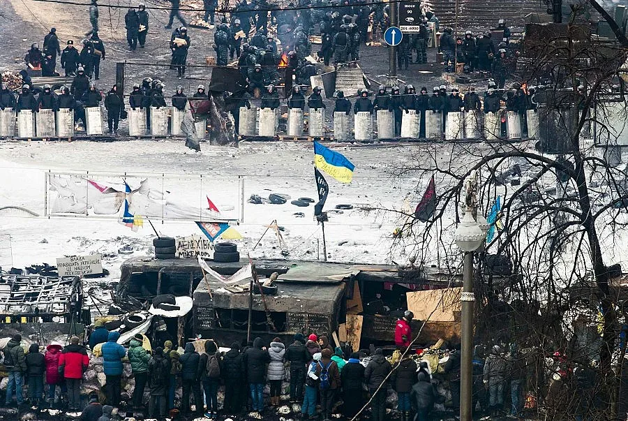 Домашен арест за лидера на Автомайдана