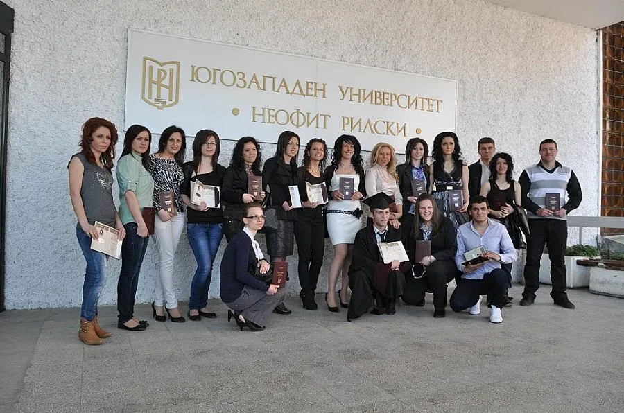 Лектор във ВУЗ завлече учители