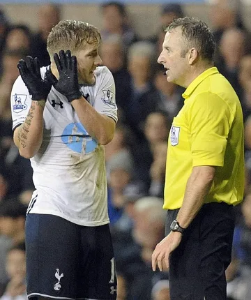 Фулъм взе Холтби от Тотнъм 