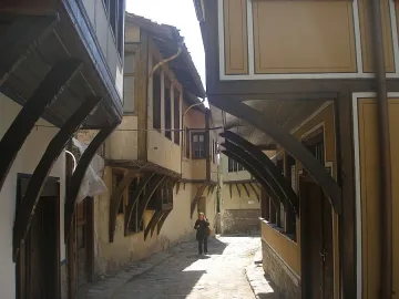 Чаровният Изток и предубеденият Запад