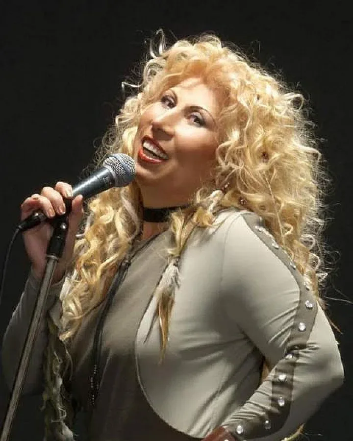 Силвия Кацарова - огън от любов