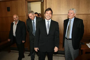 Вино, а не политика, събира кръга "Монтерей"