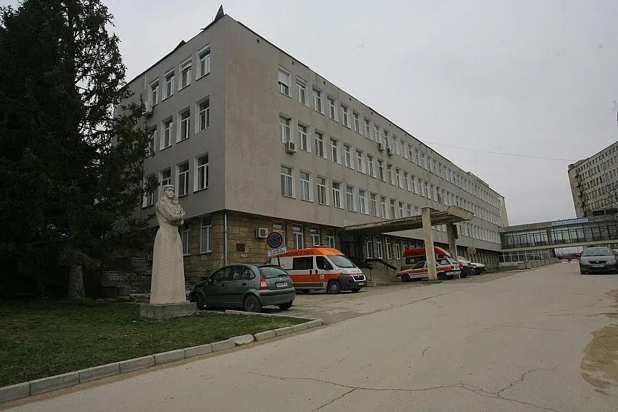 Болниците висят със 144 млн. за лекарства