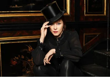 Сюзън Вега пусна неиздадения си още албум безплатно онлайн