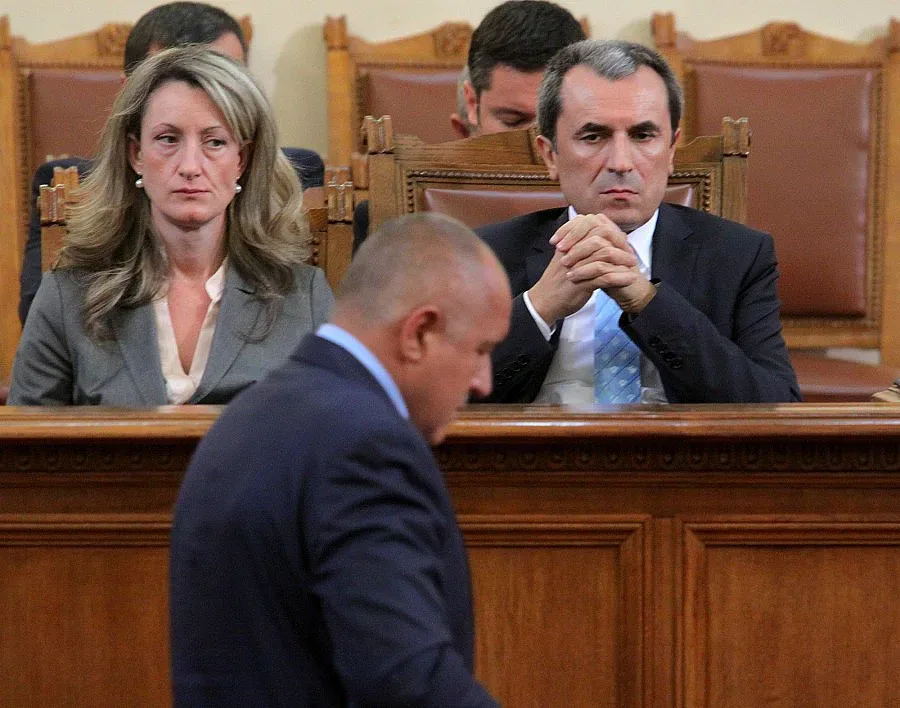 ГЕРБ поиска вот на недоверие заради сигурността