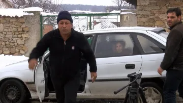 Беднякът милионер се захваща с овце