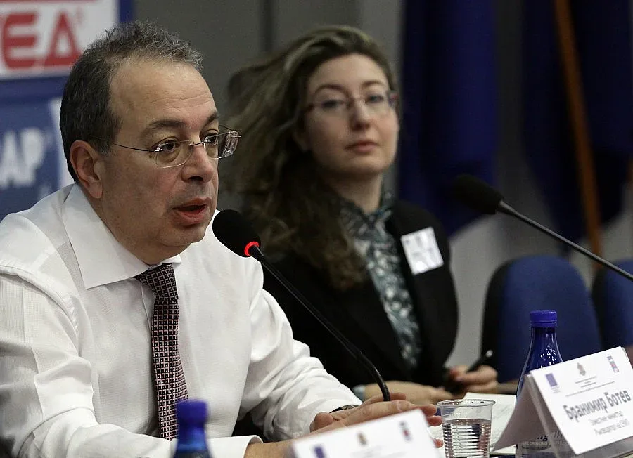 Рекламираме се с ново лого