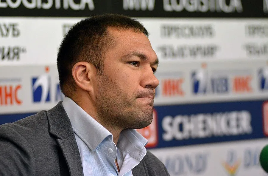 Кобрата се боксирал с тайна контузия последните 2 г.