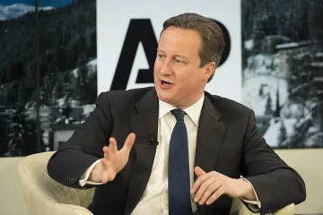 Разкритикуваха Камерън за "приемливия брой" на имигрантите