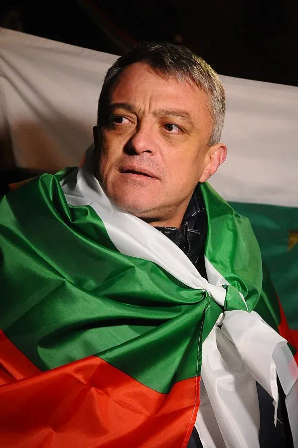 Гледат мярката за неотклонение на Бисер Миланов - Петното