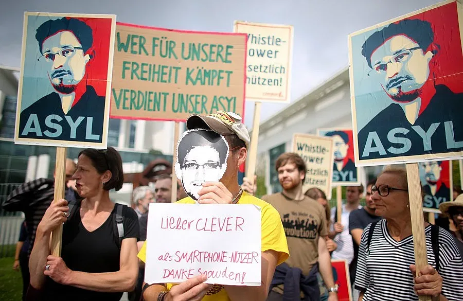 Германия каза "Не" на Сноудън